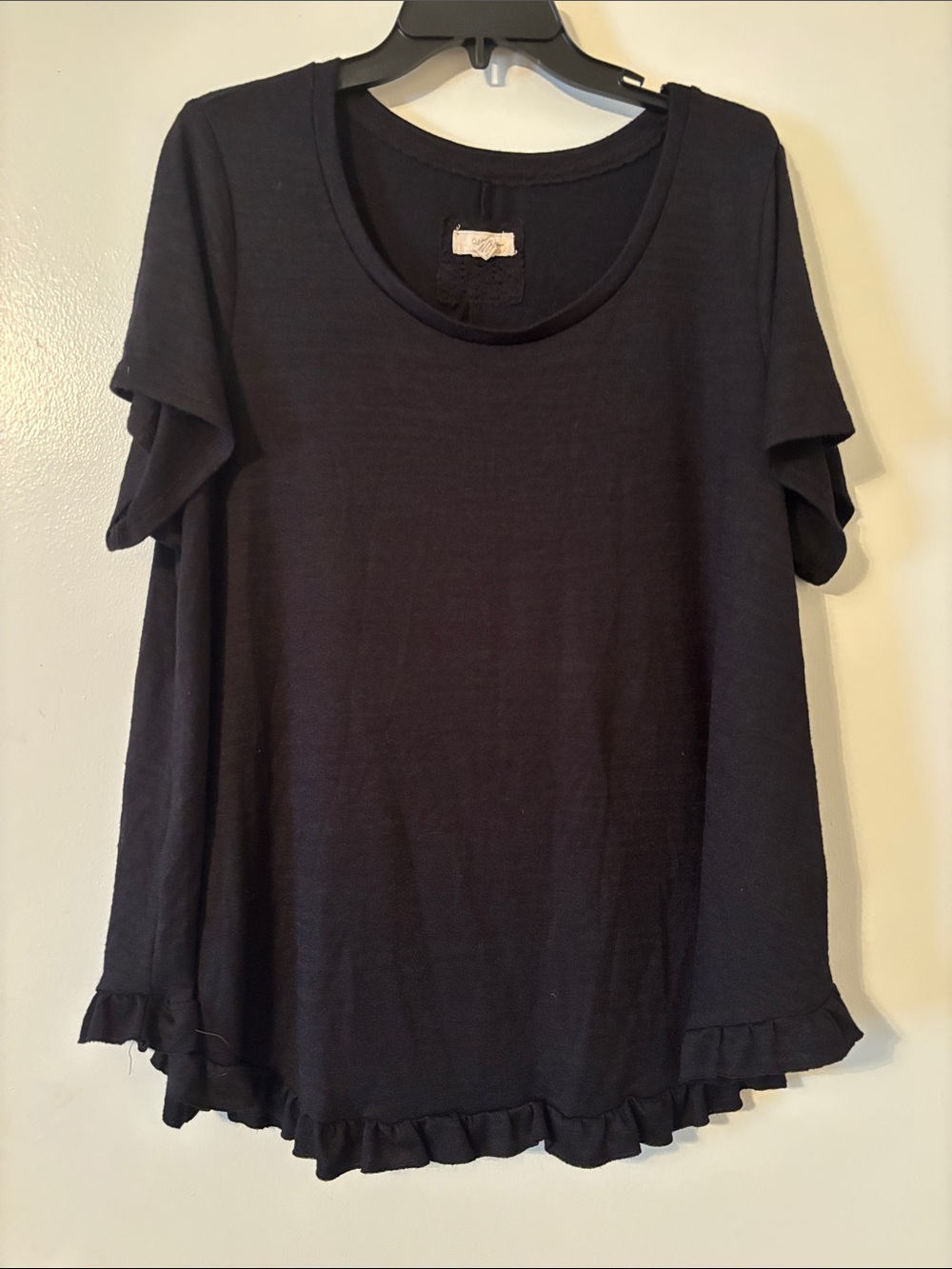 Cupio Black Ruffle-Hem Short Sleeve Tee